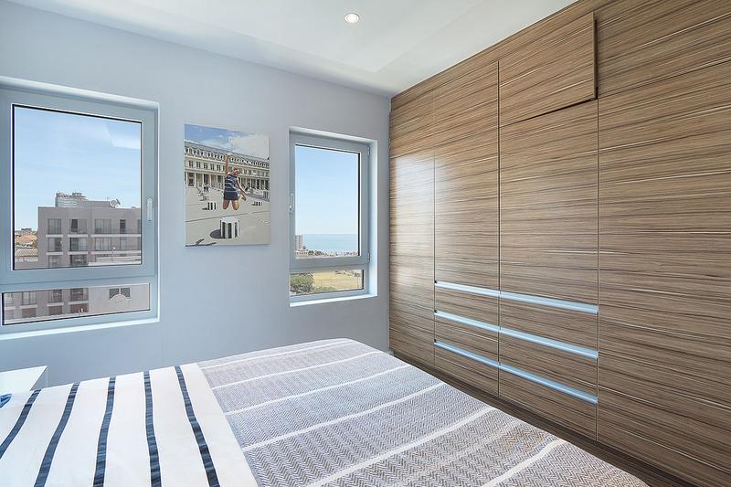 To Let 3 Bedroom Property for Rent in Green Point Western Cape